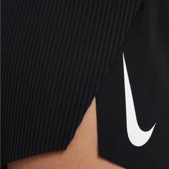 NEW WITH TAGS  NIKE AEROSWIFT Womens Racing Shorts Size Small NWT - Picture 7 of 10